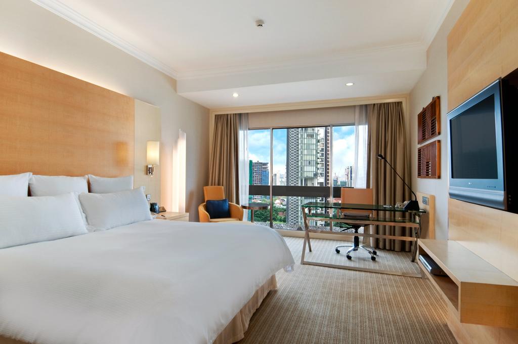 Цены в отеле Hilton Singapore