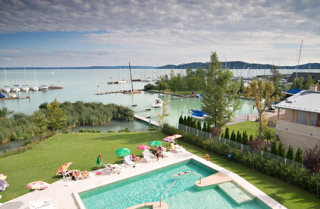 Отзывы гостей отеля Hotel Silverine Lake Resort Balatonfured