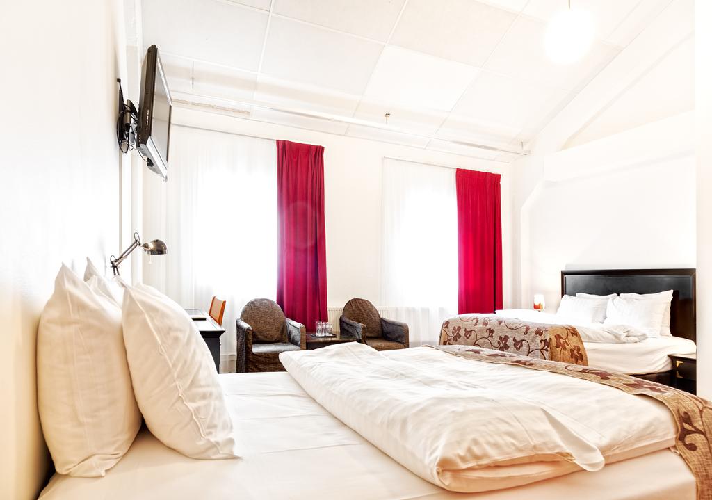 Стокгольм First Hotel Nortull цены
