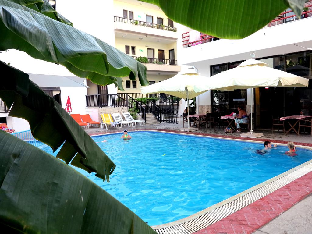 Hotel guest reviews Poseidon Apartments Hotel