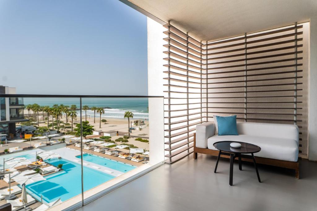 Hotel, 5, Nikki Beach Resort & Spa Dubai