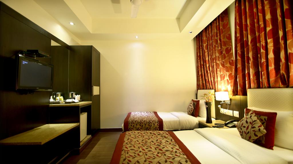 Отель, 2, Balaji Deluxe