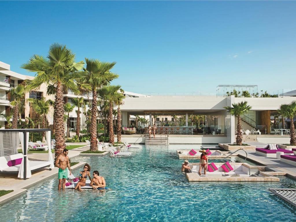 Breathless Riviera Cancun Resort & Spa, Мексика