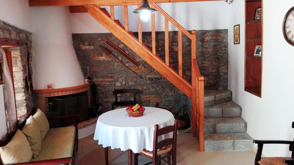 Отдых в отеле Sfirakis Traditional House