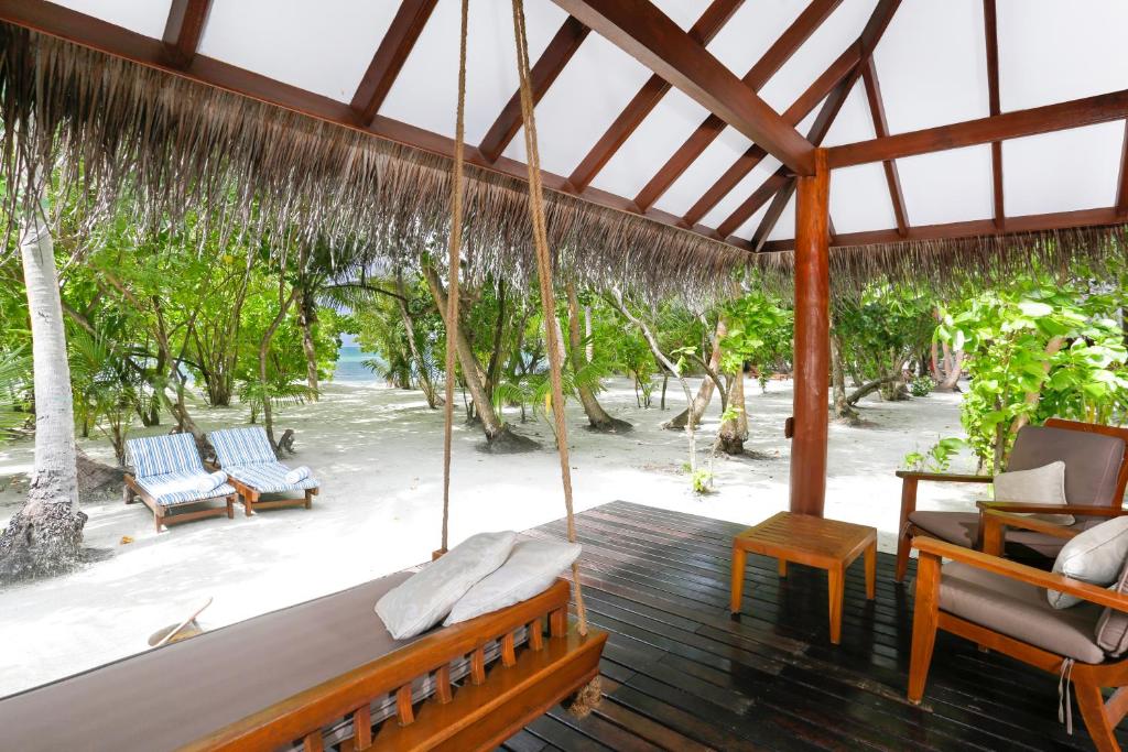 Отзывы туристов Medhufushi Island Resort
