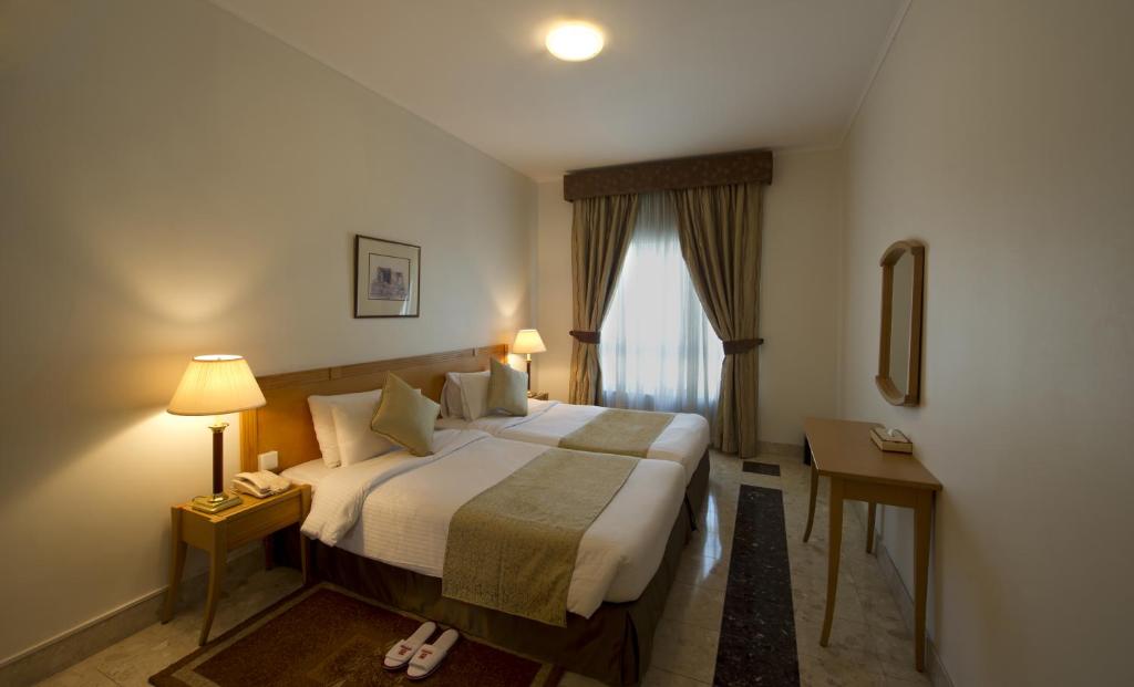 Hotel, Dubai (city), United Arab Emirates, Al Bustan Centre & Residence