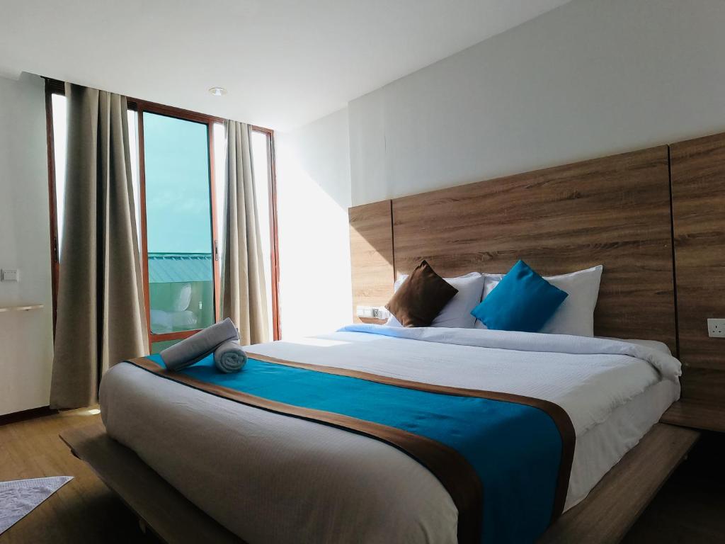 Aquzz Hotel & Spa, Каафу Атолл, Мальдивы, фотографии туров
