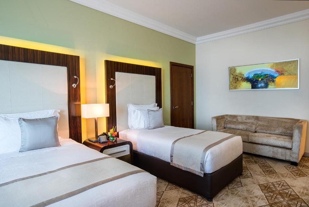 Elite Byblos Hotel (ex. Coral Dubai Al Barsha), odżywianie