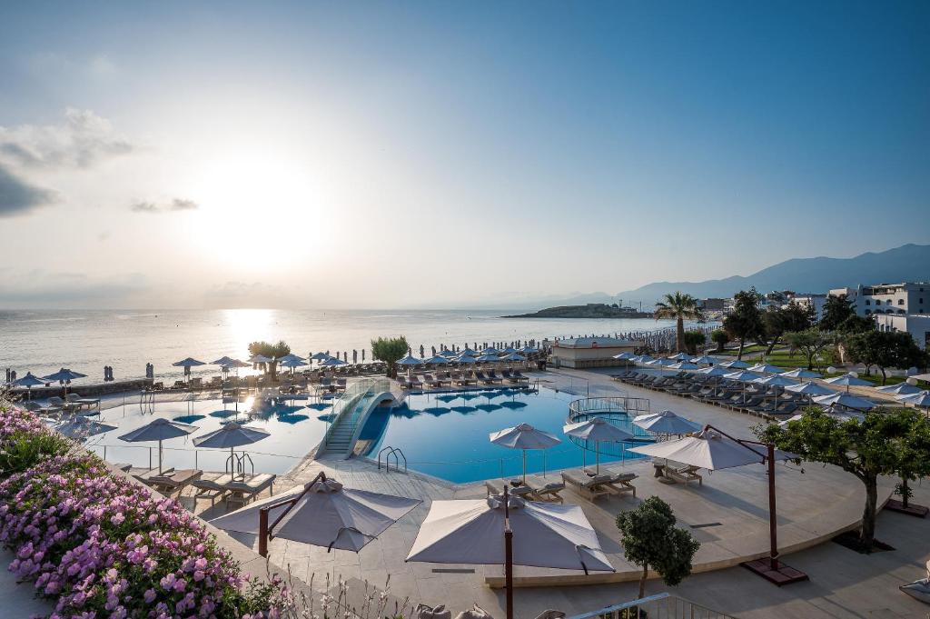 Відгуки гостей готелю Creta Maris Resort