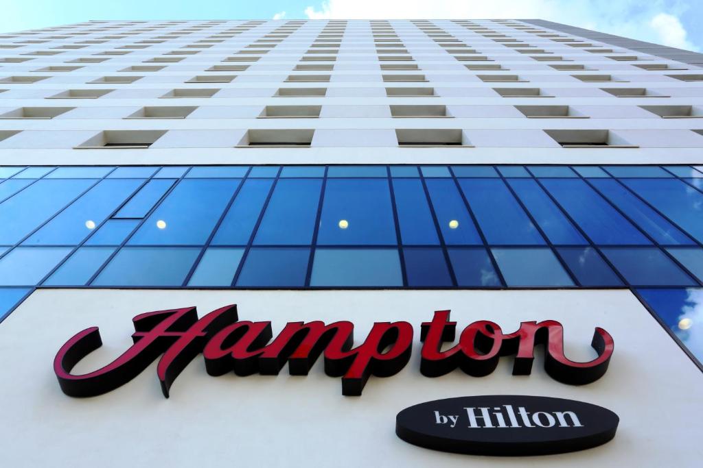 Горящие туры в отель Hampton by Hilton City Centrum Варшава Польша