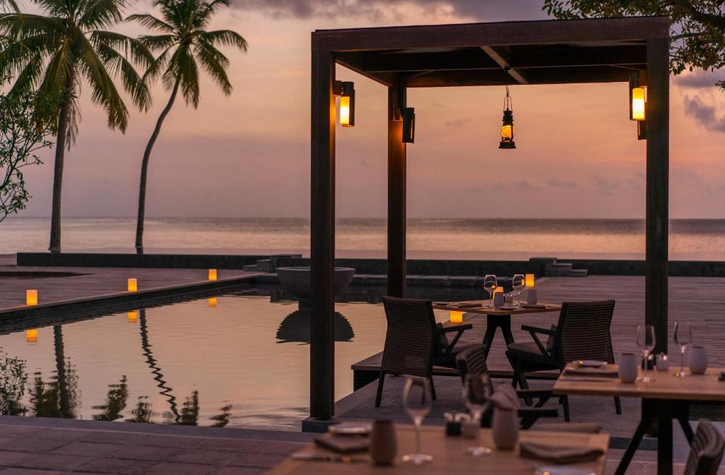 Four Seasons Resort Seychelles at Desroches Island, фотографии
