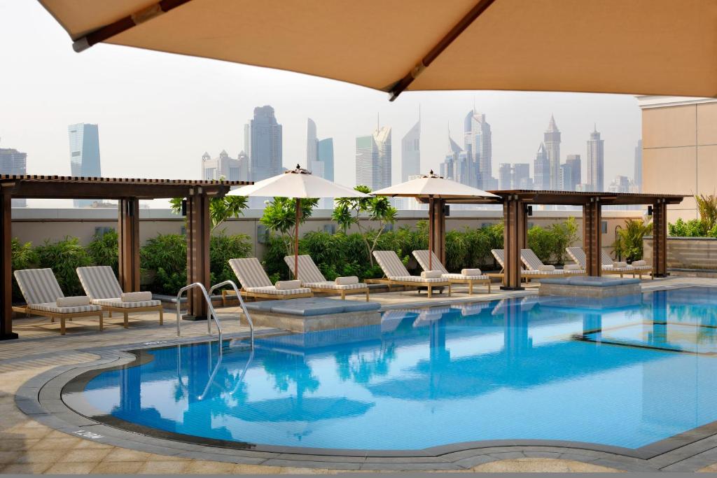 Crowne Plaza Dubai Jumeirah (ex. Ramada by Wyndham), фото