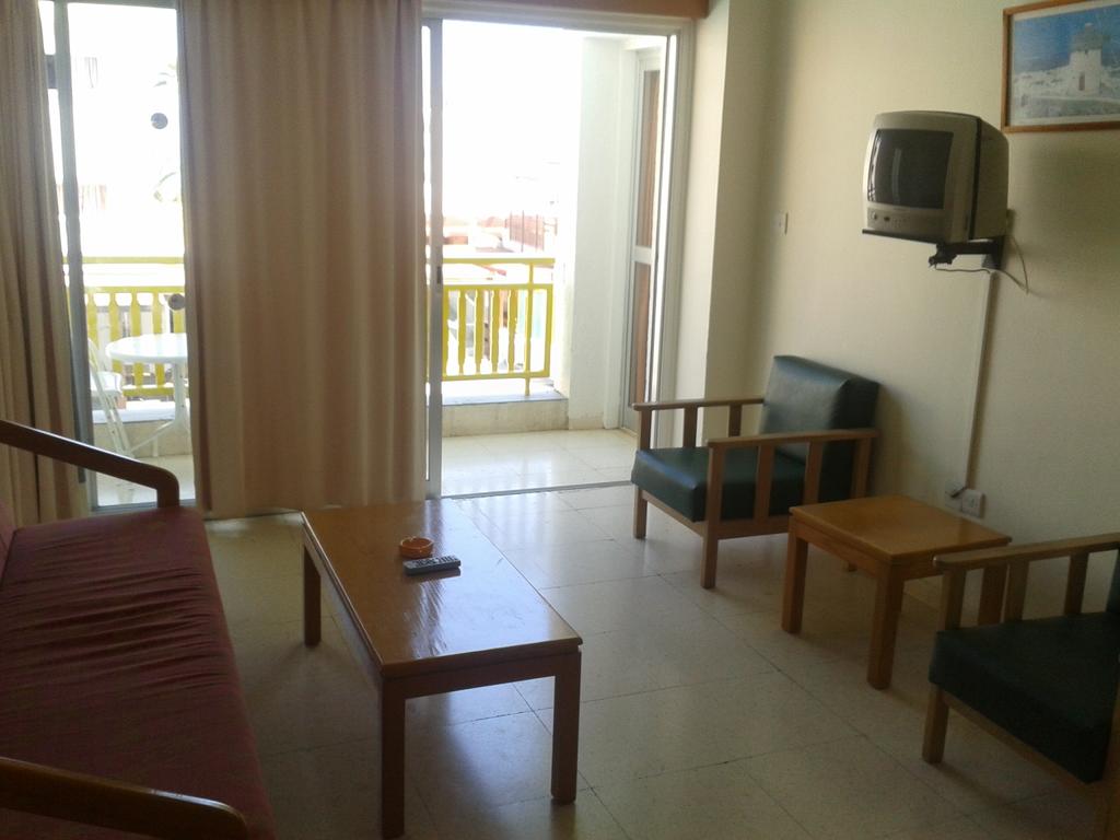 Tours to the hotel Kokkinos Apartments