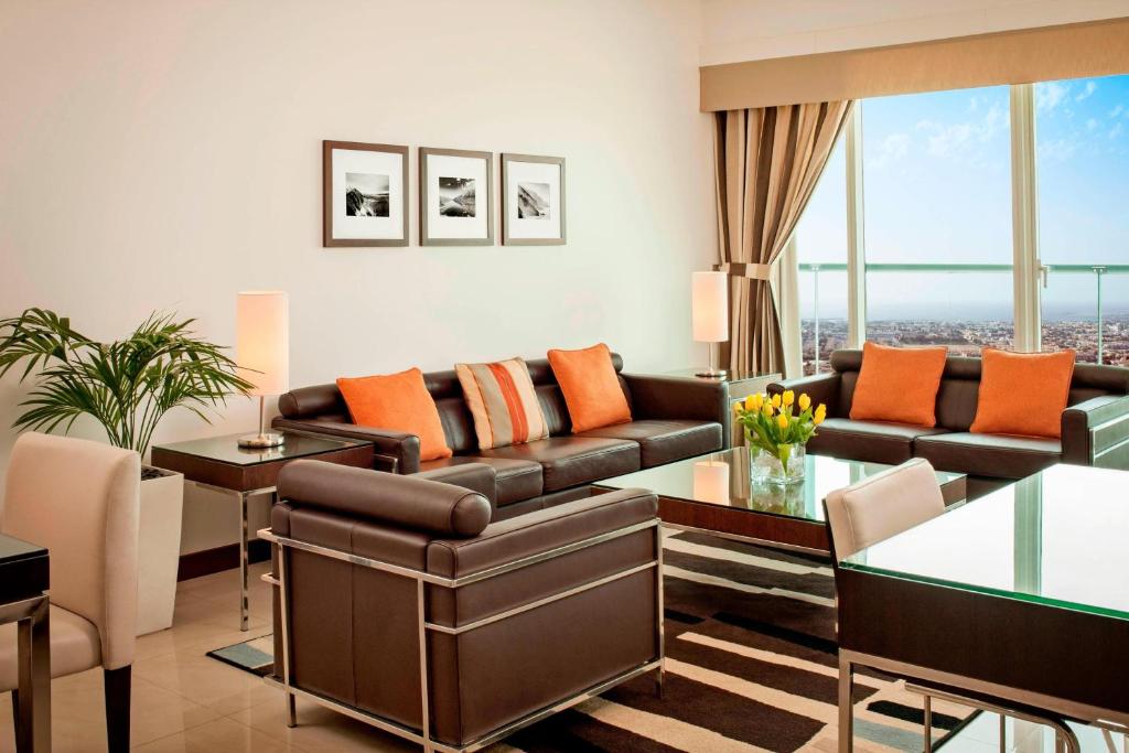 Відпочинок в готелі Four Points By Sheraton Sheikh Zayed Road