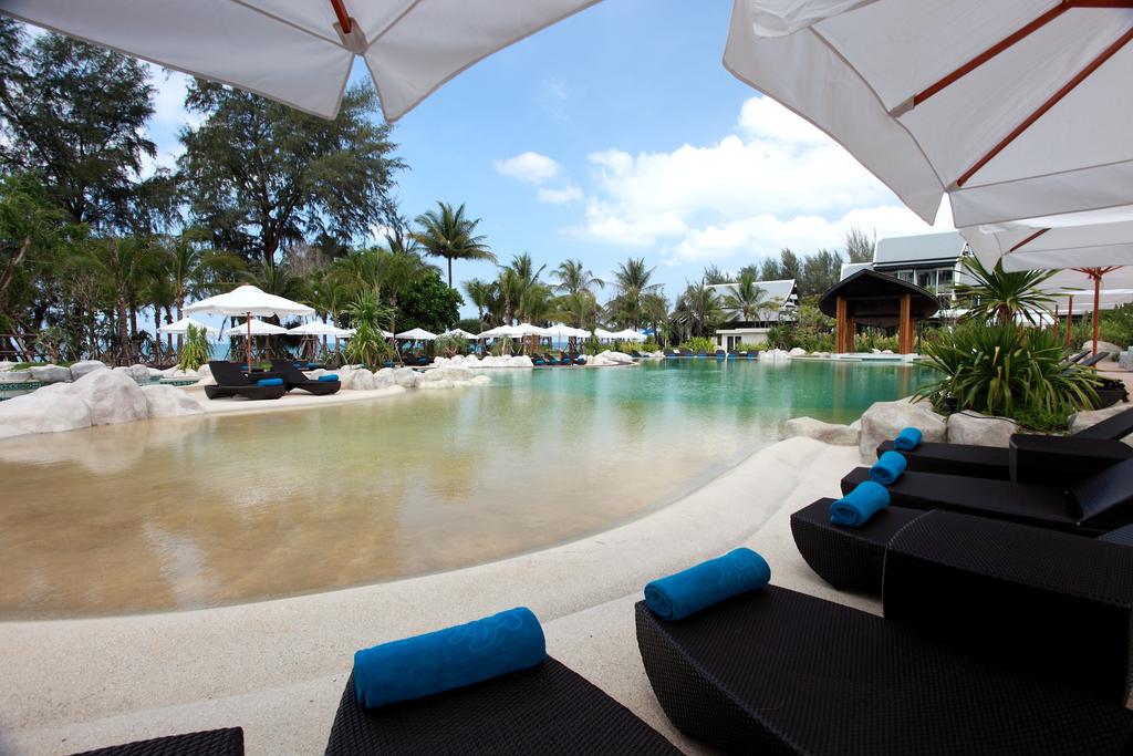 Відгуки про відпочинок у готелі, Natai Beach Resort & Spa