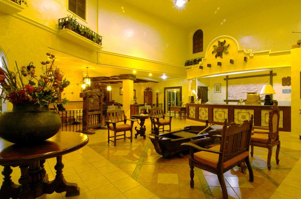 Отдых в отеле Crown Regency Residences Davao Минданао (остров)