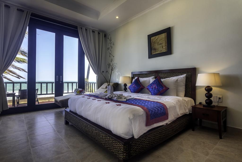 Цены в отеле Lotus Mui Ne Beach Resort & Spa