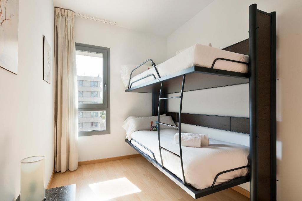 Madrid Airport Suites, Affiliated by Meliá (ex. Tryp Madrid Airport Suites), Мадрид