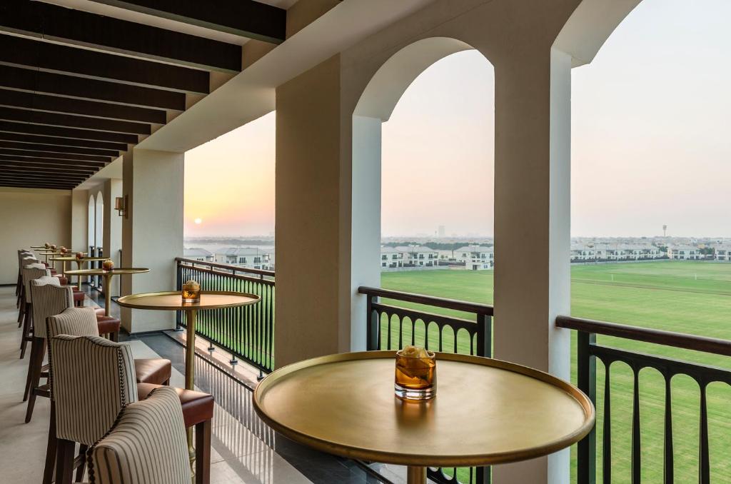 Отзывы про отдых в отеле, Al Habtoor Polo Resort (ex. The St Regis Al Habtoor Polo)