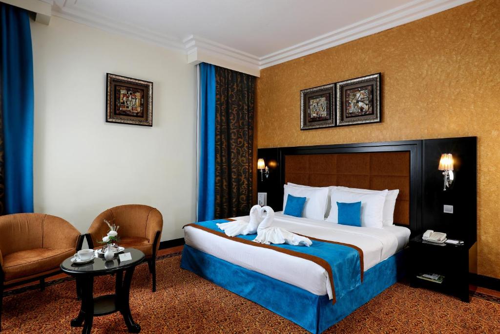 Горящие туры в отель Royal Grand Suite Hotel Sharjah Шарджа