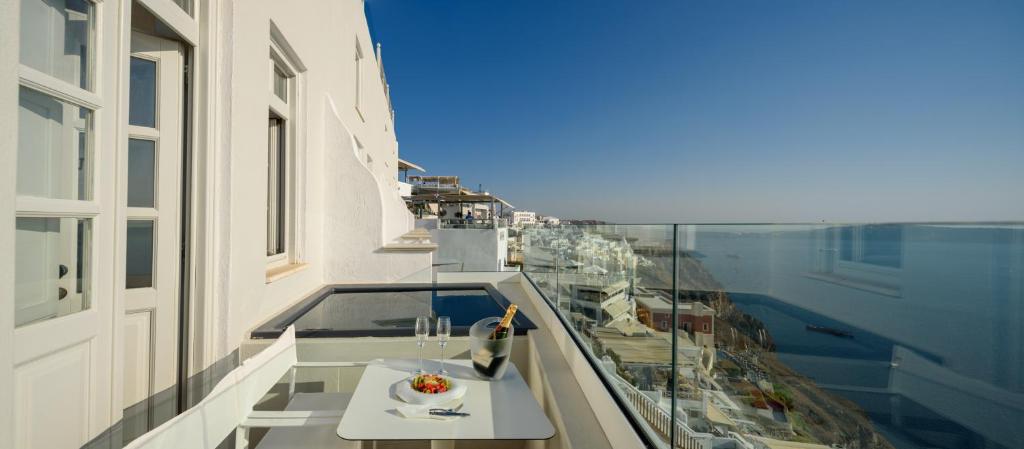 Санторини (остров) Nefeles Luxury Suites цены