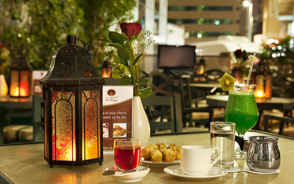 ОАЭ Al Manzel Hotel Apartments