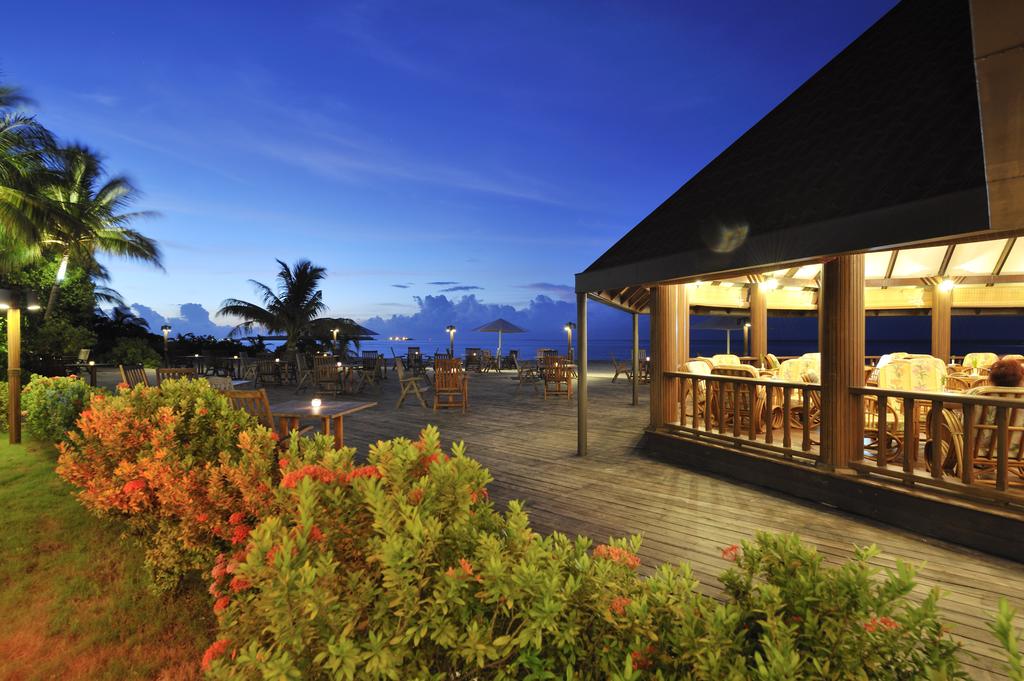 Фото отеля Holiday Island Resort & Spa
