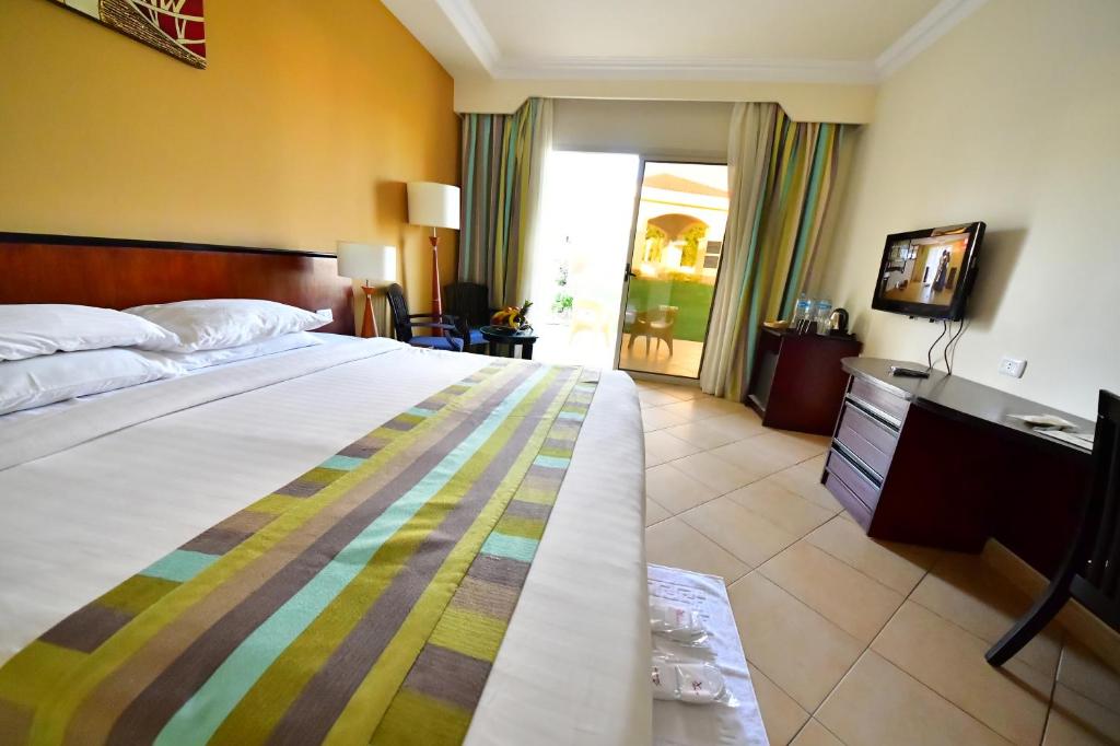 Hotel prices Xperience Kiroseiz Premier