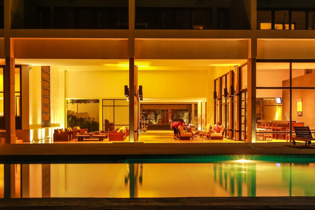 Туры в отель Oak Ray Haridra Beach Resort Ваддува Шри-Ланка