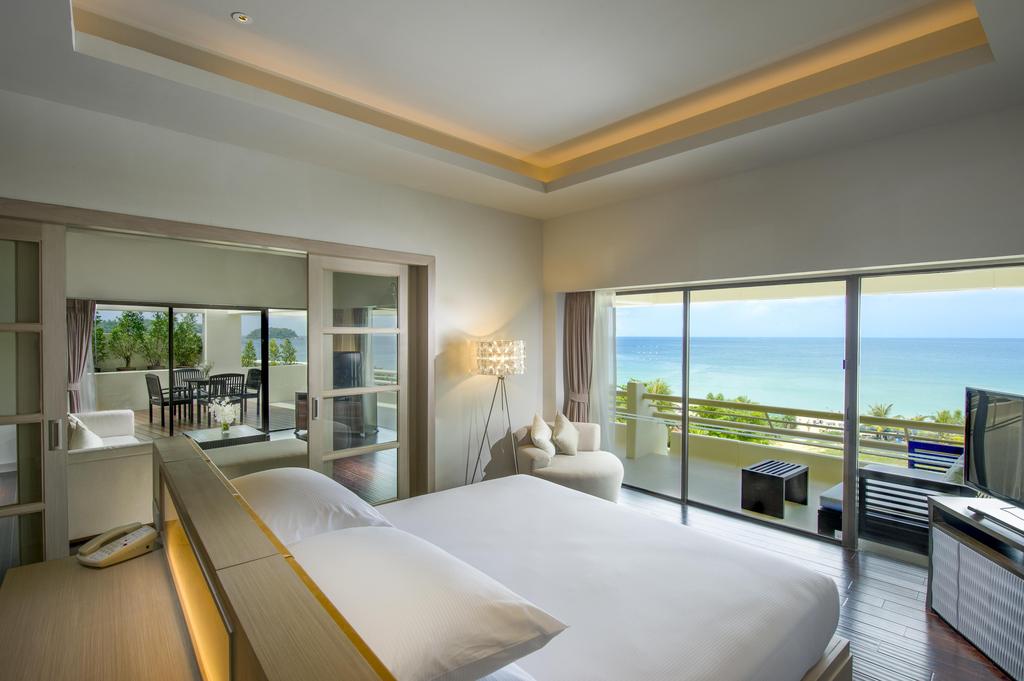 Отдых в отеле Pullman Phuket Karon Beach Resort (ex.Hilton Phuket Arcadia Resort & Spa) Пляж Карон Таиланд