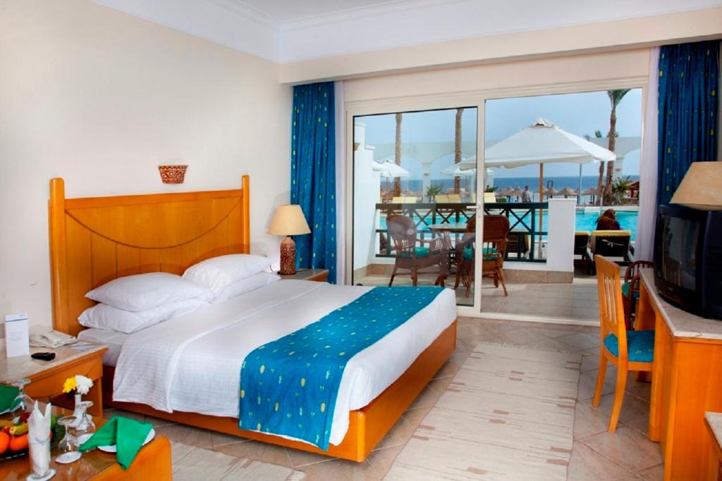 Тури в готель Coral Beach Rotana Resort Montazah Шарм-ель-Шейх Єгипет