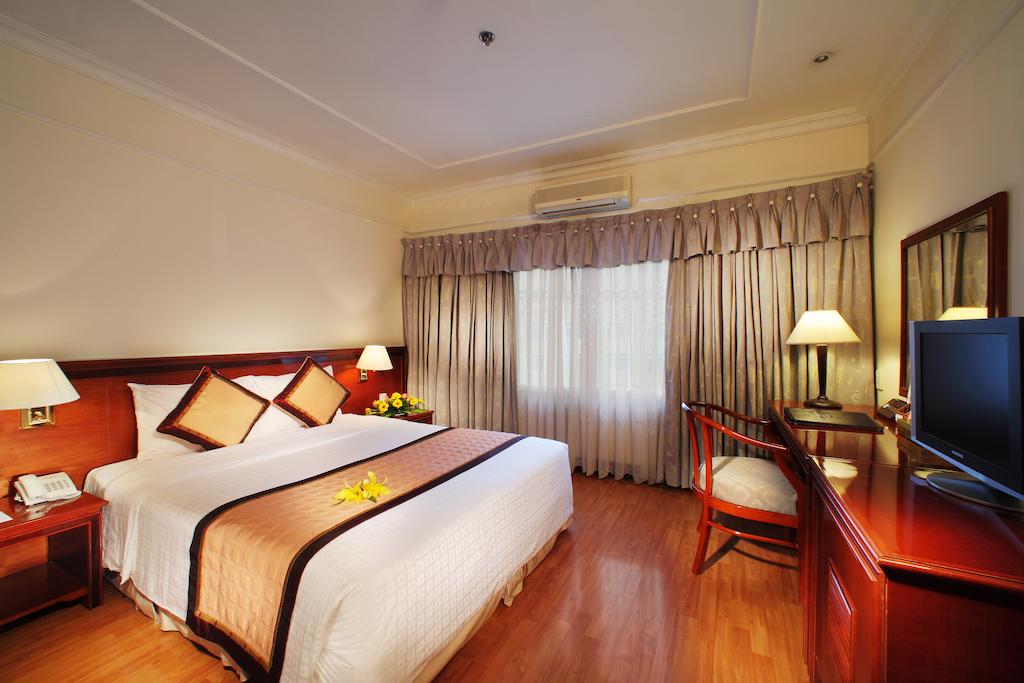 Тури в готель First Hotel Хошимін (Сайгон) В'єтнам