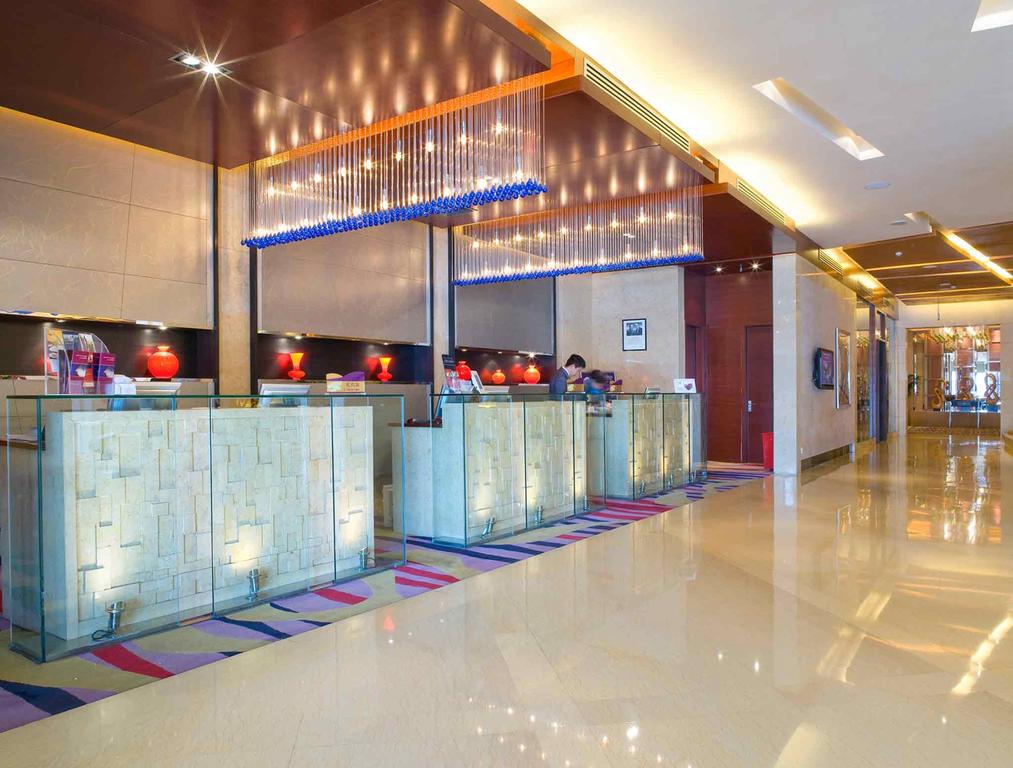 Фото отеля Grand Mercure Bejing Central
