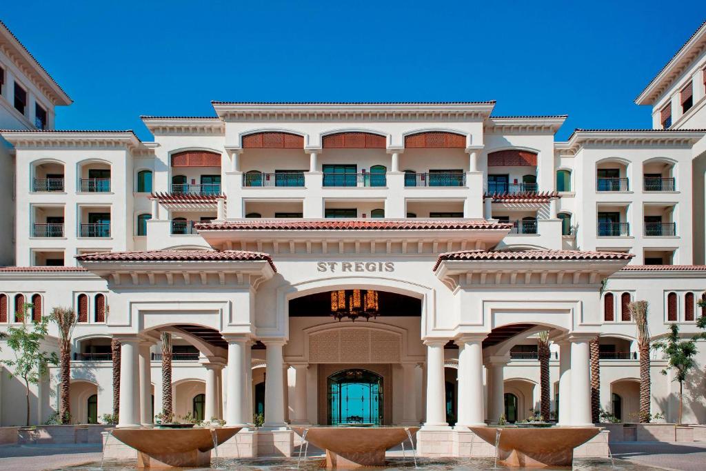 Ціни, St. Regis Saadiyat Island Resort Abu Dhabi