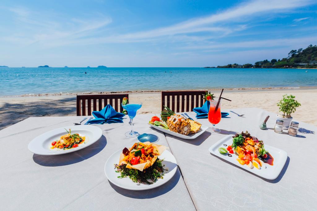 Koh Chang Paradise Resort, питание