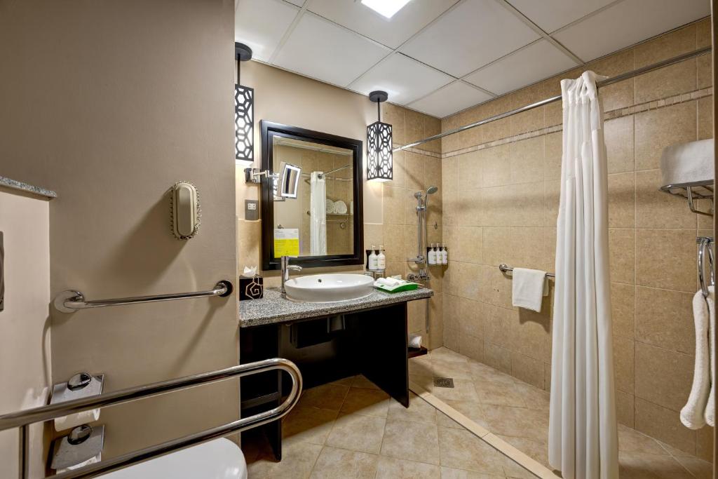 Oferty hotelowe last minute Holiday Inn Al Barsha Dubaj (miasto) Zjednoczone Emiraty Arabskie