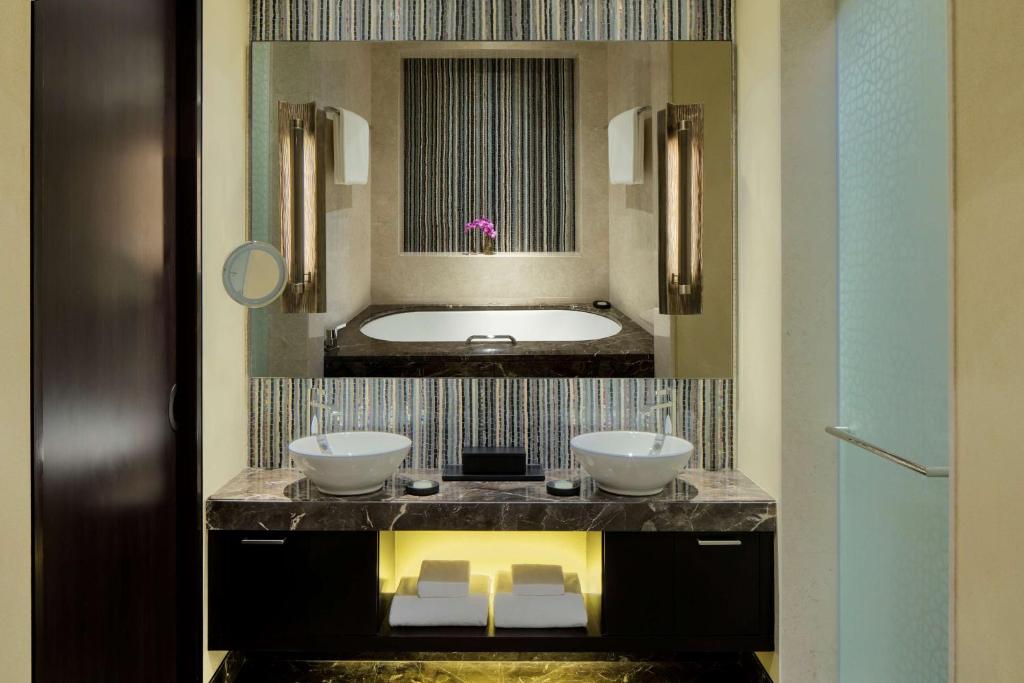Grand Hyatt Abu Dhabi Hotel & Residences Emirates Pearl, ОАЭ, Абу-Даби