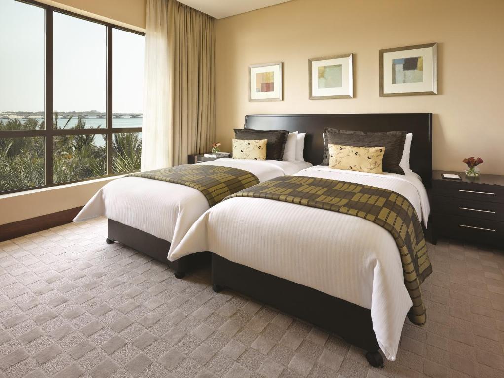 Shangri-La Hotel Apartments Qaryat Al Beri ОАЭ цены