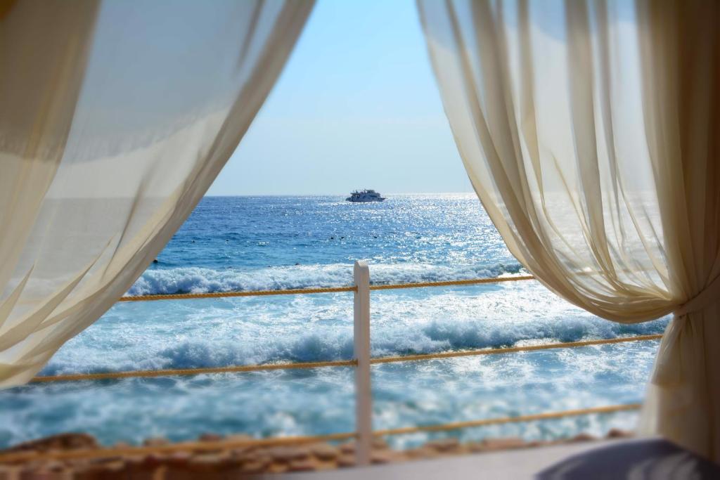 Hotel reviews, Monte Carlo Sharm El Sheikh Resort