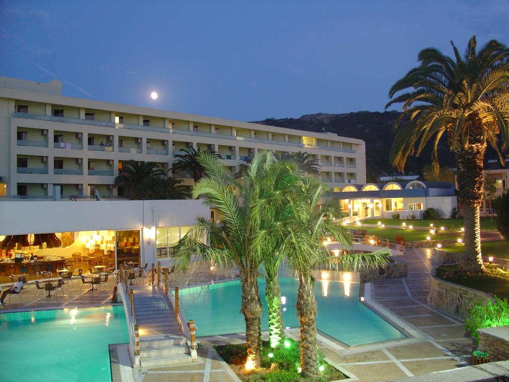 Avra Beach Resort Hotel & Bungalows, развлечения
