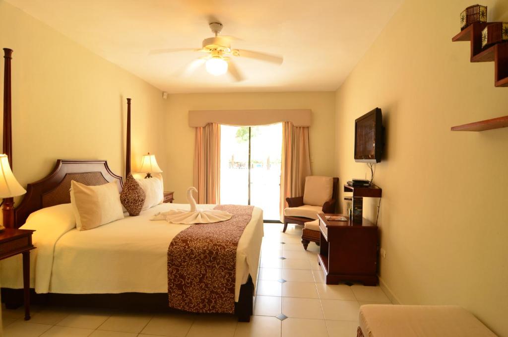 Цены в отеле Cofresi Palm Beach & Spa Resort