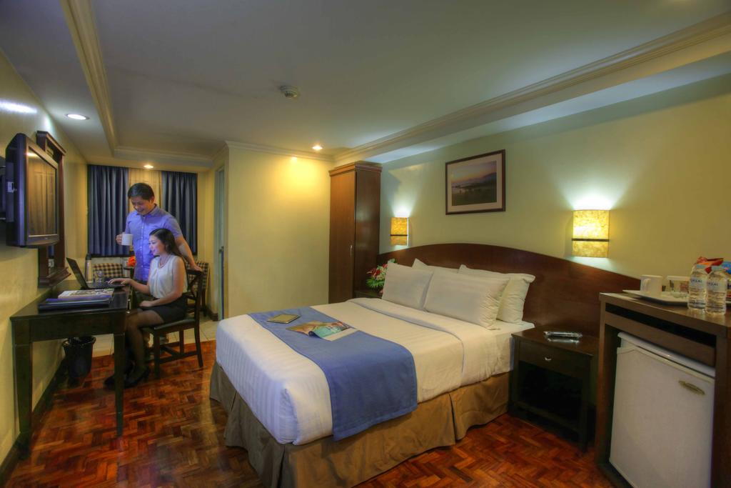 Fersal Hotel Manila, Манила цены
