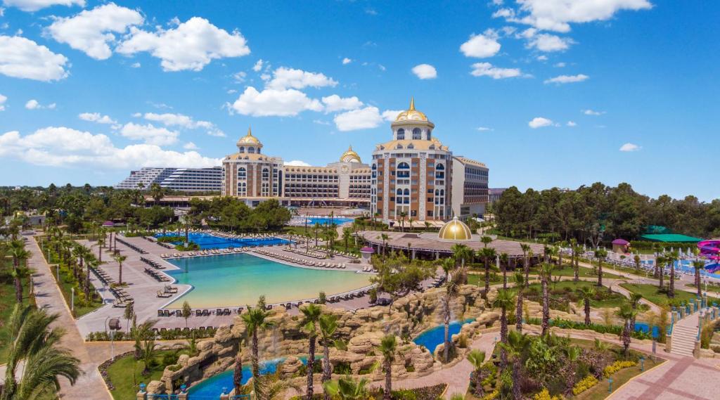 Delphin Be Grand Resort (ex. Botanik Exclusive Resort Lara), Турция, Анталия, туры, фото и отзывы