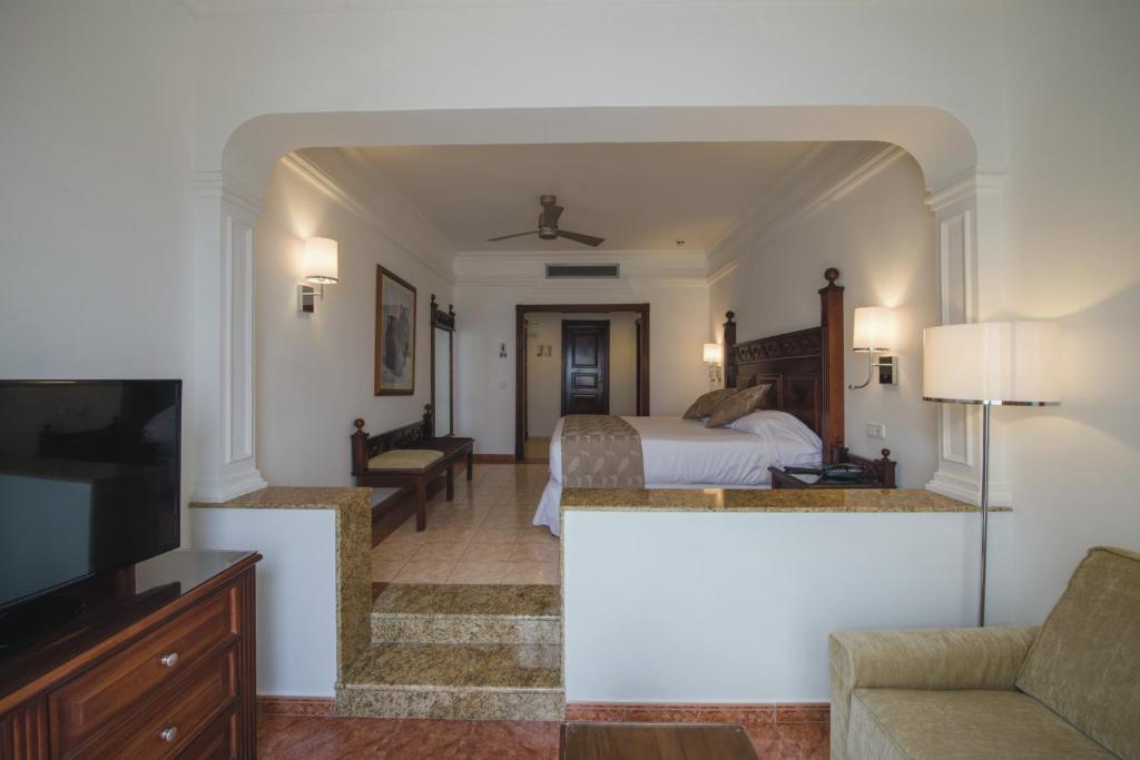 Цены в отеле Riu Palace Cabo San Lucas