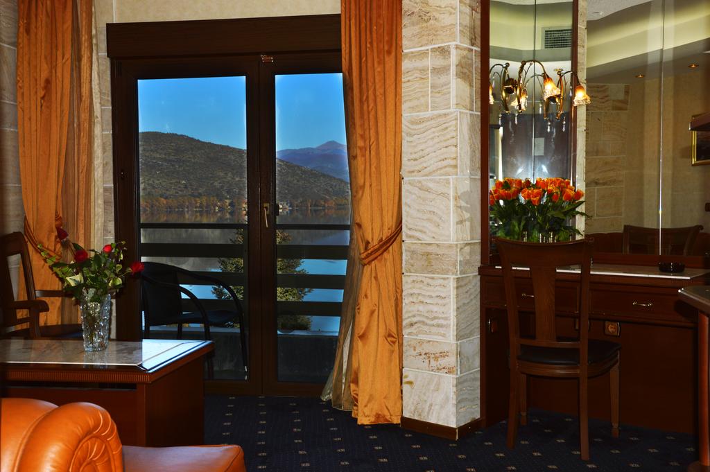 Тури в готель Tsamis Hotel Касторія Греція
