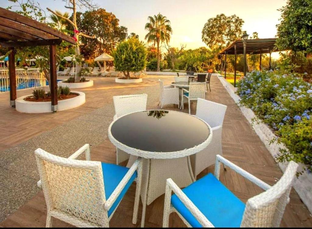 Merit Cyprus Gardens Seafront Resort & Beach & Casino, фото