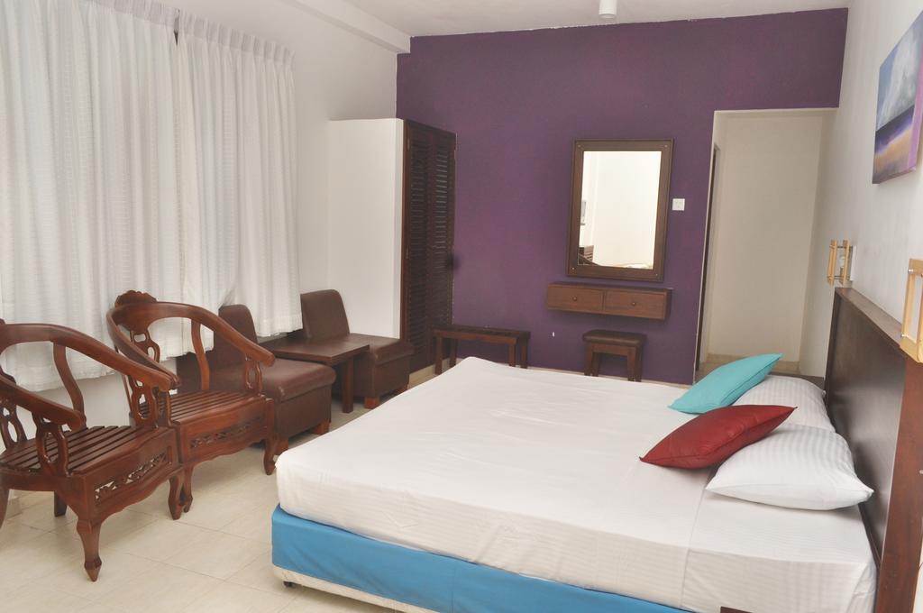 Відпочинок в готелі Lavendish Beach Resort (ex. Cormoran Beach) Унаватуна Шрі-Ланка