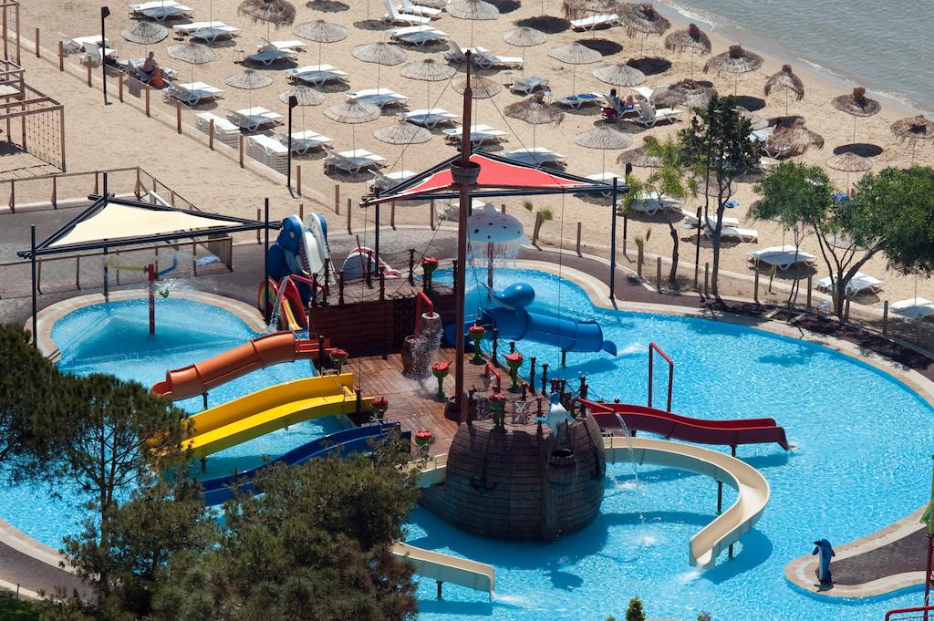 Отдых в отеле Aria Claros Beach & Spa Resort