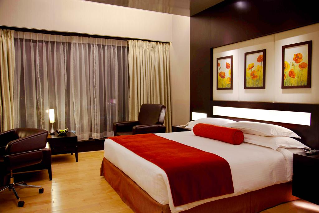 Отель, The Oterra (ex. Crowne Plaza Bengaluru Electronics City)