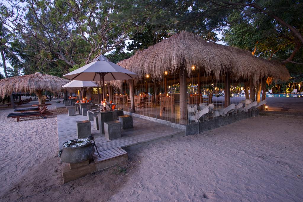 Nilaveli Beach Hotel фото туристов